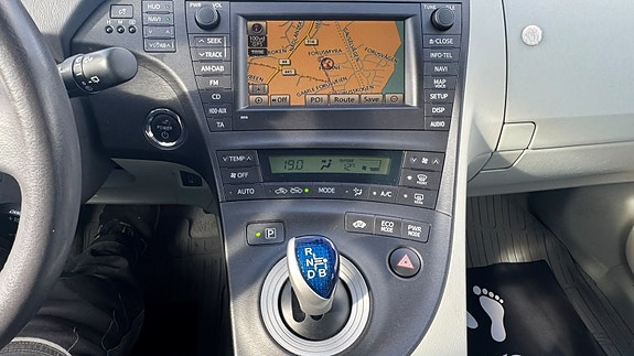 Toyota Prius 14 of 26
