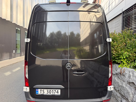 Mercedes-Benz SPRINTER 519 CDI – 17 SETER – GODT UTSTYRT - VIP/LUXURY- RULLESTOL -  AUTOMAT 4 of 30