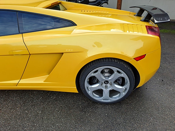 Lamborghini Gallardo 19 of 30