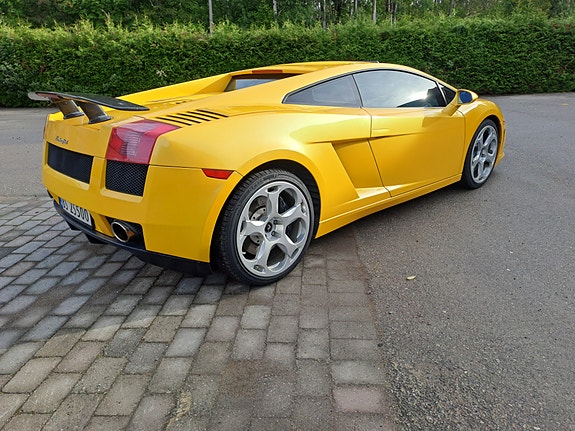Lamborghini Gallardo 7 of 30