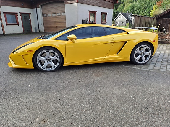 Lamborghini Gallardo 9 of 30