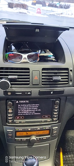 Toyota Avensis 26 of 28