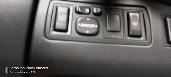 Toyota Avensis 16 of 28