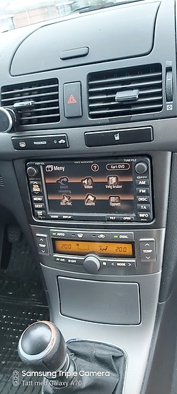 Toyota Avensis 11 of 28