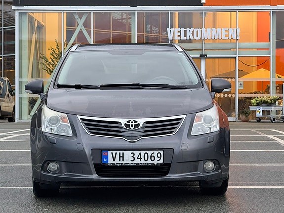 Toyota Avensis 5 of 13