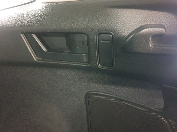 Subaru Outback 25 of 30