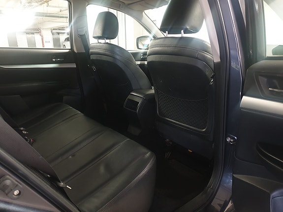 Subaru Outback 27 of 30