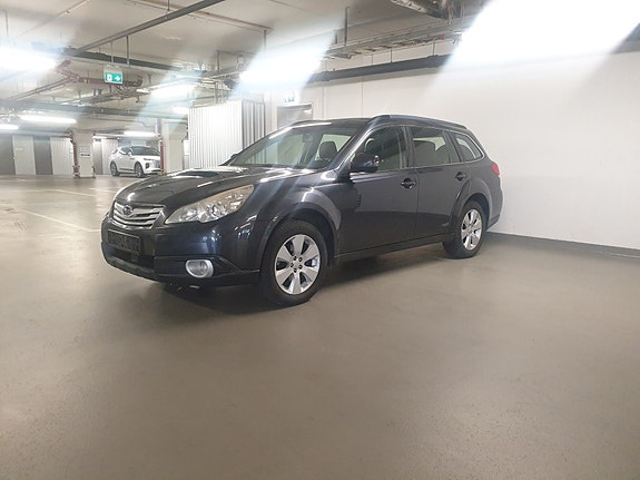 Subaru Outback 2 of 30