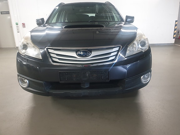 Subaru Outback 6 of 30