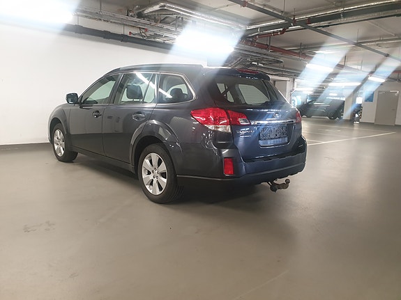 Subaru Outback 16 of 30