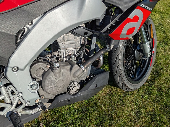 Aprilia RS 125 Tuono 13 of 15