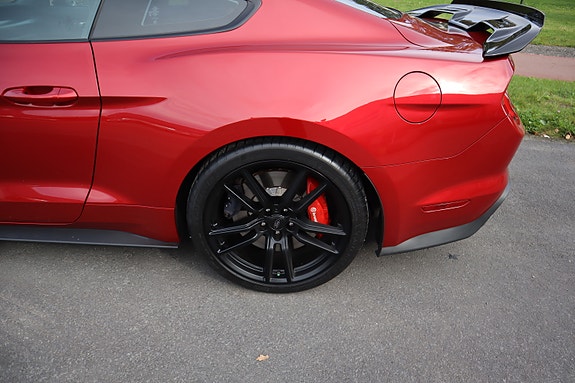 Ford Mustang 10 of 25