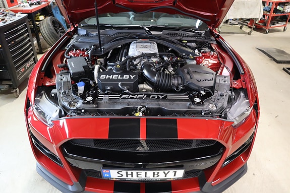 Ford Mustang 23 of 25