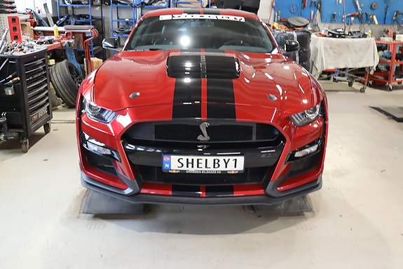 Ford Mustang 24 of 25