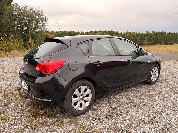 Opel Astra 6 of 15