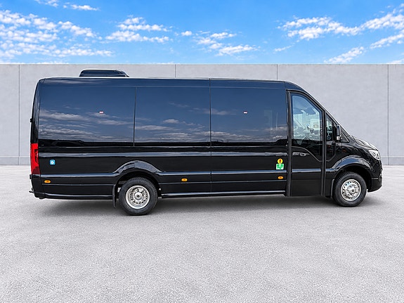Mercedes-Benz Sprinter 519 16+1 Godkjent for 2 rullestoler 2026 **LEVERINSKLAR** Pris kr 1379000+mva !Pris inkl. mva: kr 1 723 750 17 of 30