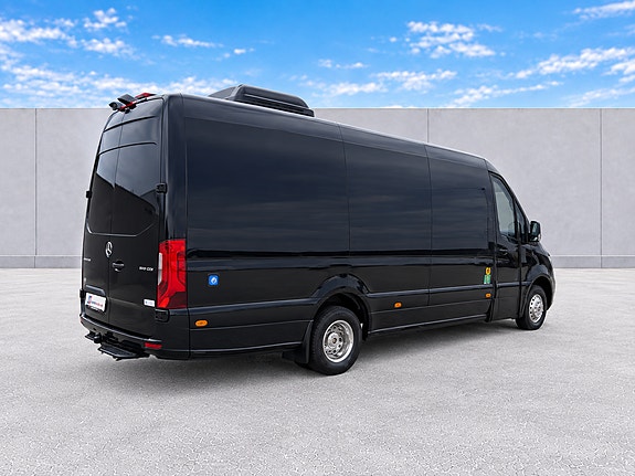 Mercedes-Benz Sprinter 519 16+1 Godkjent for 2 rullestoler 2026 **LEVERINSKLAR** Pris kr 1379000+mva !Pris inkl. mva: kr 1 723 750 11 of 30