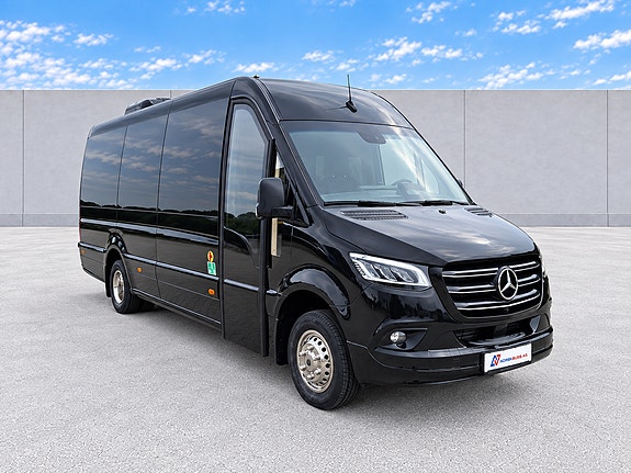 Mercedes-Benz Sprinter 519 16+1 Godkjent for 2 rullestoler 2026 **LEVERINSKLAR** Pris kr 1379000+mva !Pris inkl. mva: kr 1 723 750 10 of 30