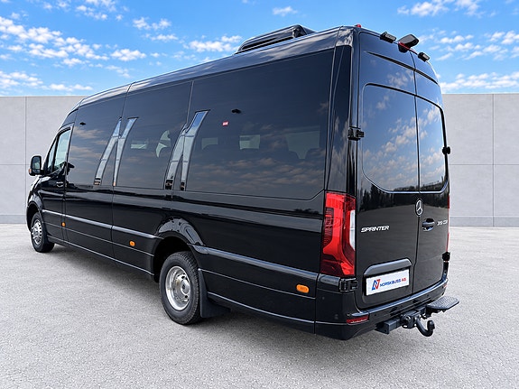 Mercedes-Benz Sprinter 519 16+1 Godkjent for 2 rullestoler 2026 **LEVERINSKLAR** Pris kr 1379000+mva !Pris inkl. mva: kr 1 723 750 14 of 30