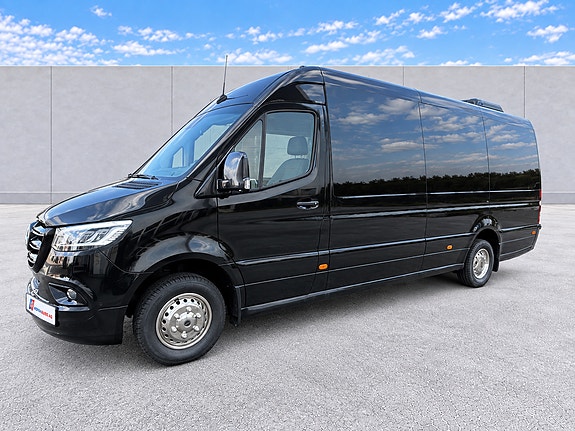 Mercedes-Benz Sprinter 519 16+1 Godkjent for 2 rullestoler 2026 **LEVERINSKLAR** Pris kr 1379000+mva !Pris inkl. mva: kr 1 723 750 2 of 30