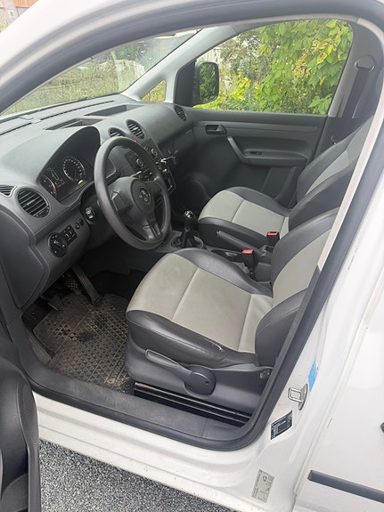 Volkswagen Caddy 9 of 14