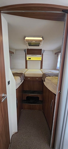 Pilote P740GJ SENSATION 180 HK AUT ALDE HENGERFESTE MASSE UTSTYR 26 of 30