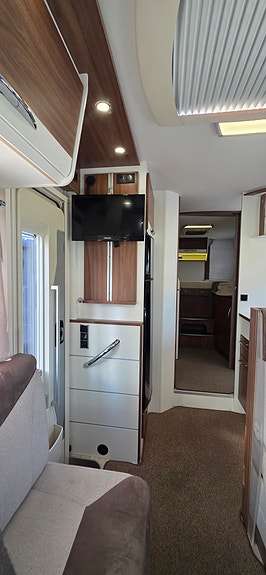 Pilote P740GJ SENSATION 180 HK AUT ALDE HENGERFESTE MASSE UTSTYR 20 of 30