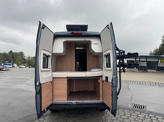 Weinsberg Cara Bus 600 DQ 7 of 17