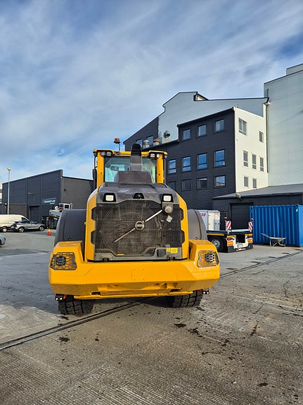 Volvo L110H 5 of 9