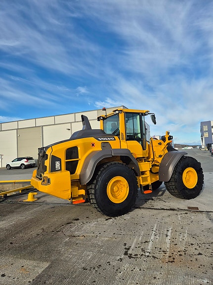 Volvo L110H 6 of 9