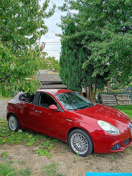 Alfa Romeo Giulietta 4 of 11