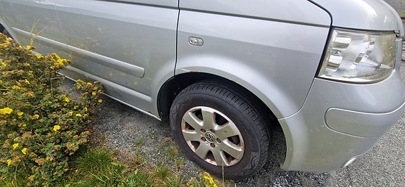 Volkswagen Multivan 5 of 8