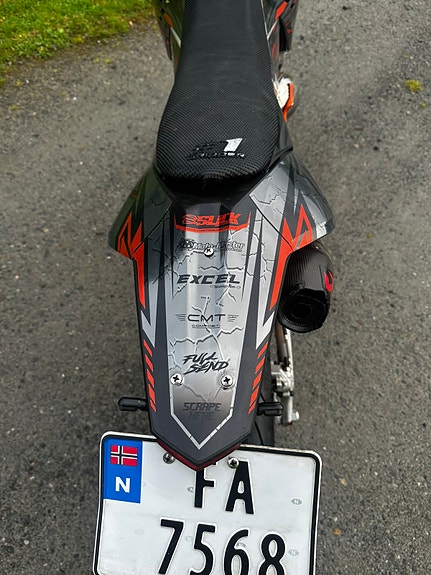 KTM 125 EXC 28 of 30