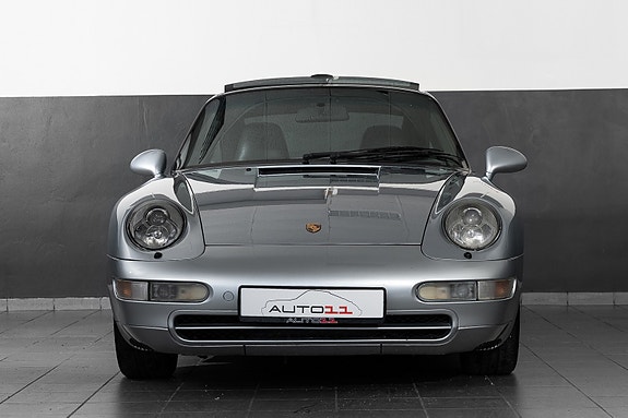 Porsche 911 4 of 28