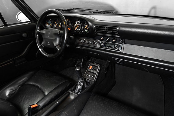 Porsche 911 11 of 28