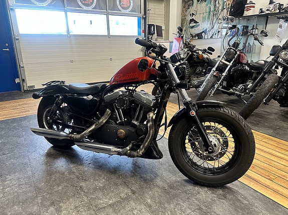 Harley-Davidson XL 1200X Forty-Eight 2 of 14