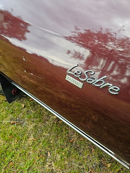 Buick Le Sabre 8 of 30