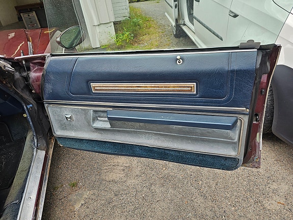 Buick Le Sabre 29 of 30