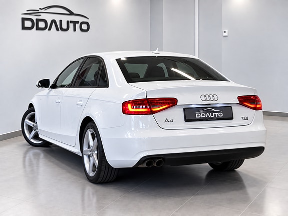 Audi A4 9 of 17