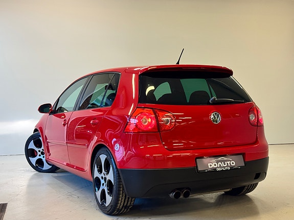 Volkswagen 11 of 17