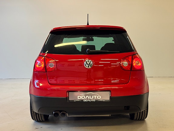 Volkswagen 9 of 17