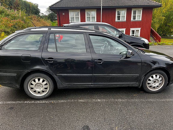 Skoda Octavia 4 of 13