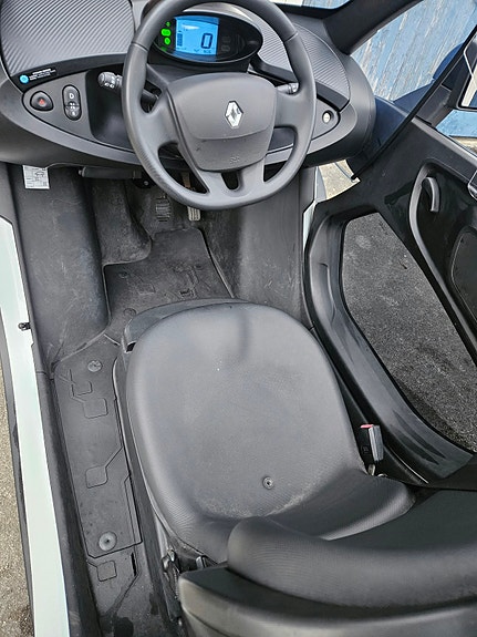 Renault Twizy 7 of 9
