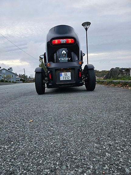 Renault Twizy 3 of 9