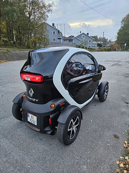 Renault Twizy 4 of 9