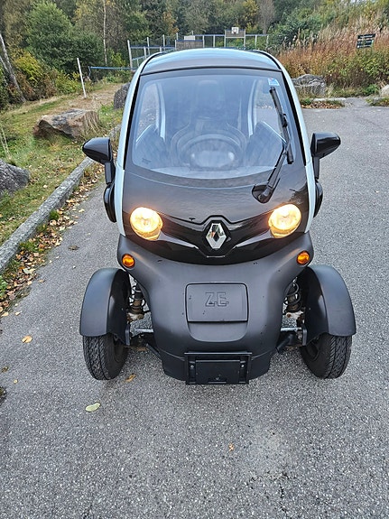 Renault Twizy 2 of 9