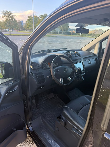 Mercedes-Benz Vito 113 25 of 25