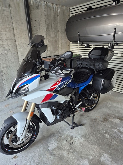 BMW S 1000 XR 4 of 23
