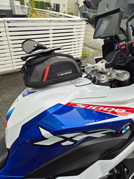 BMW S 1000 XR 21 of 23
