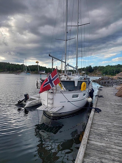 SOLGT - Nauticat Pilothouse 331 12 of 30